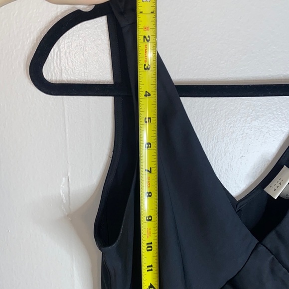 🎱NWT Beautiful Black V-Neck slip dress with slit up the side! - Picture 7 of 11